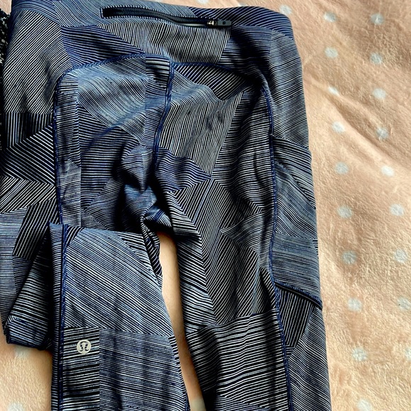 Lululemon leggings - Picture 1 of 2